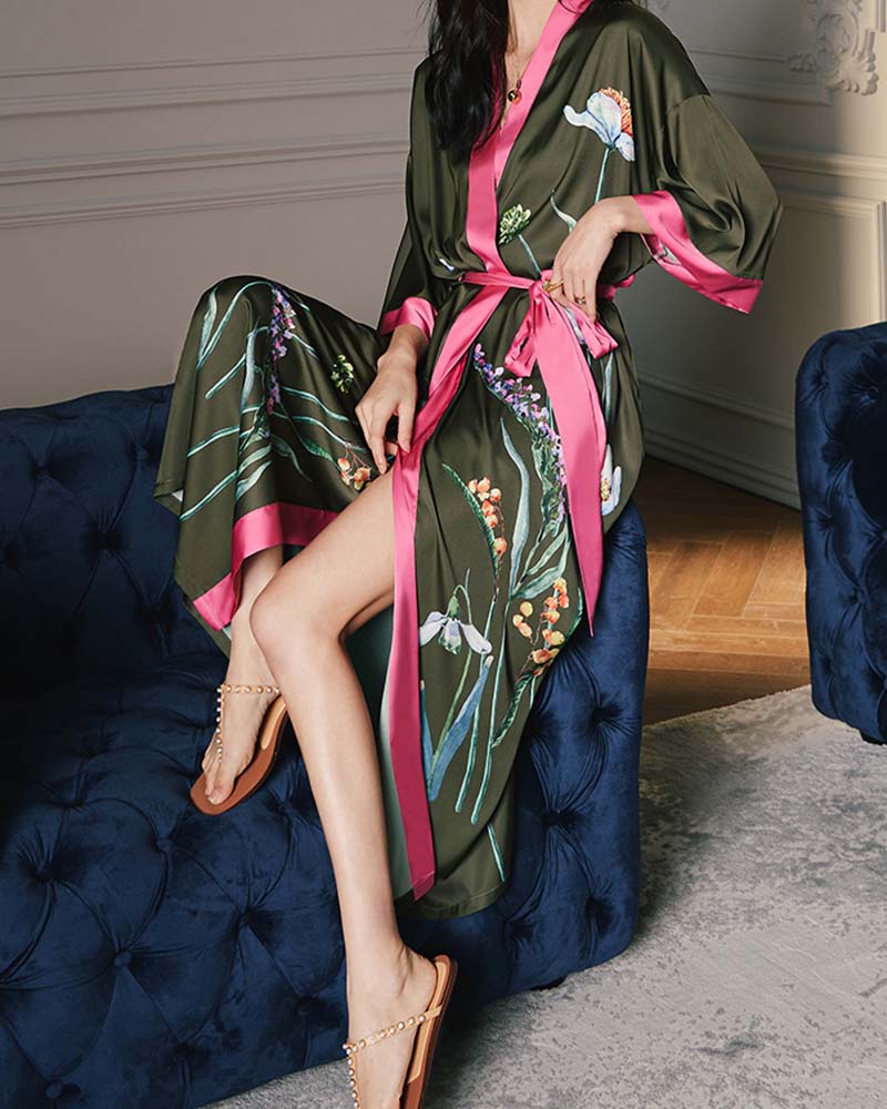 Pijama Robe Longo em Setim - Leveza e Elegância