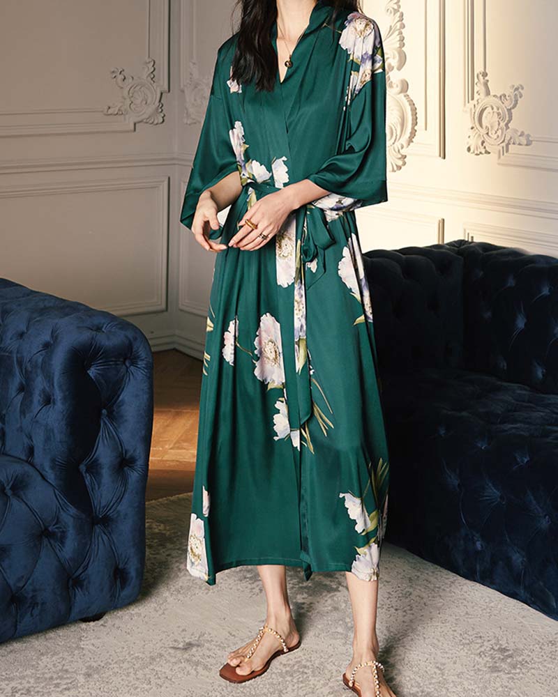 Pijama Robe Longo em Setim - Leveza e Elegância