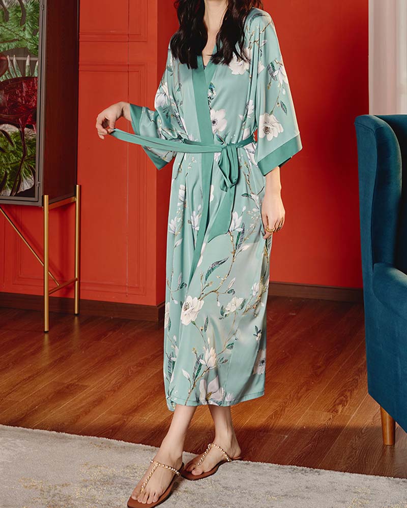 Pijama Robe Longo em Setim - Leveza e Elegância