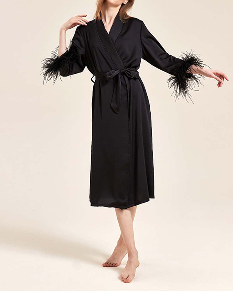 Pijama em Bata de Seda Encanto das Plumas