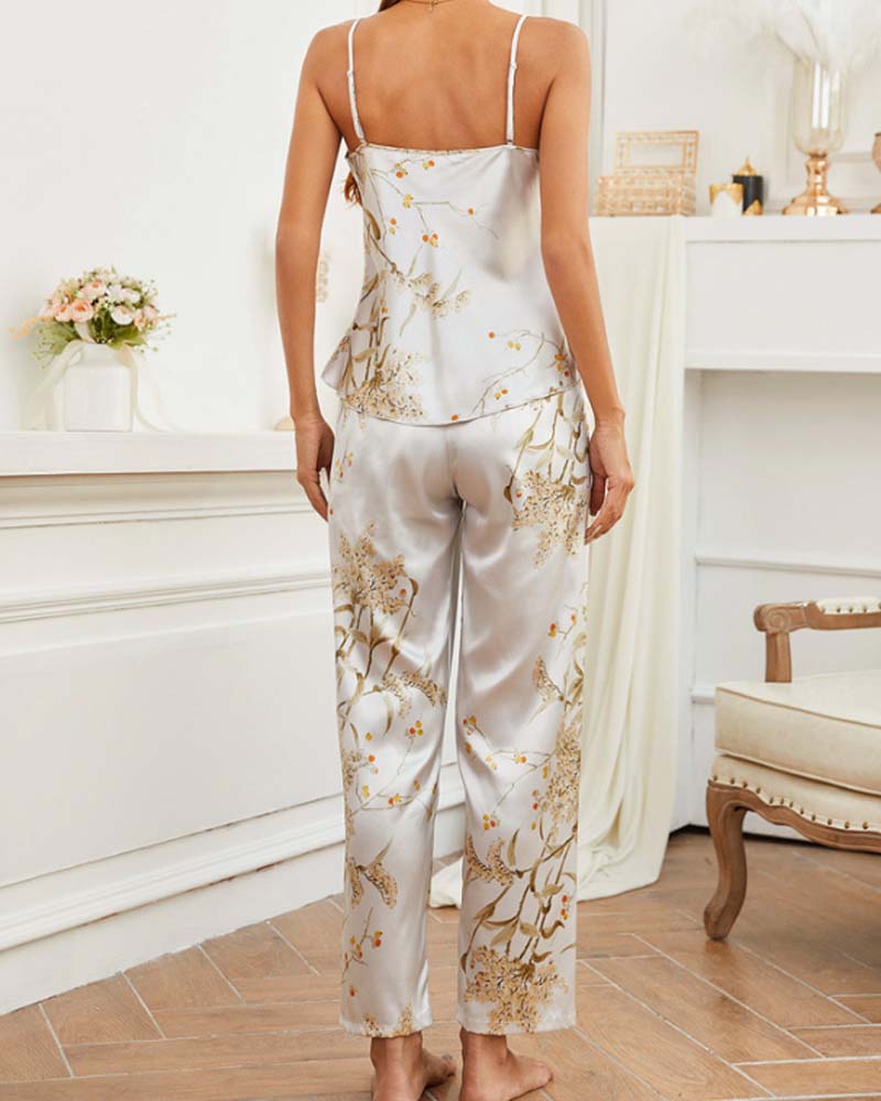 Pijama de Seda com Estampa de Cerejas – Conjunto com 2 Peças