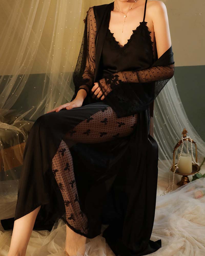 Conjunto de Pijama com Renda Bordada Sexy