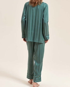 Conjunto Pijama em Seda Listrada - Super Conforto e Bem-Estar