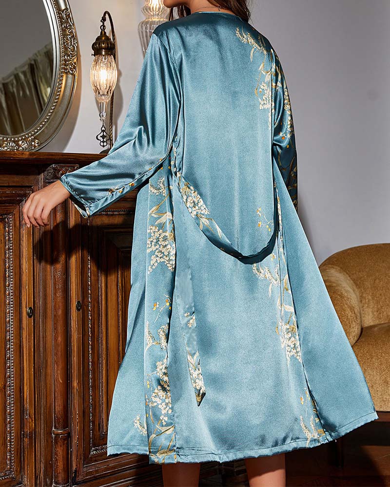 Laços de Luxo - Robe e Camisola em Cetim