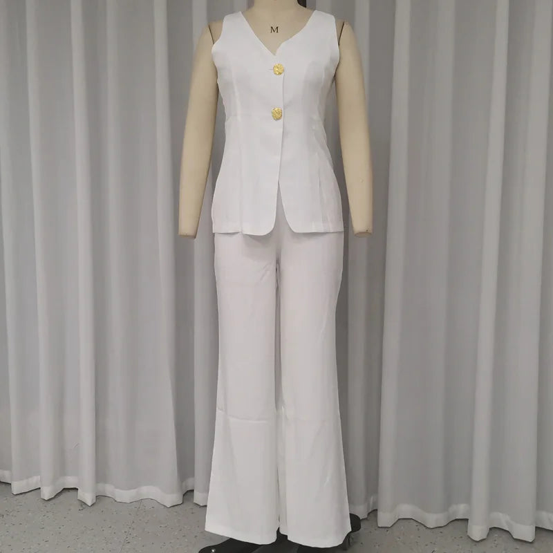 Macacão Elegante com Toque Urbano – Decote V, Cinto e Calça Boca de Sino
