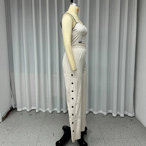 Look de Impacto – Blusa de Cetim com Calça de Perna Larga e Cintura Alta