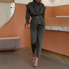 Vestido Longo Acetinado – Sensualidade e Glamour para Ocasiões Especiais