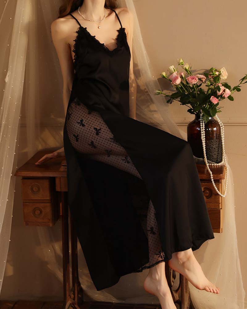 Conjunto de Pijama com Renda Bordada Sexy