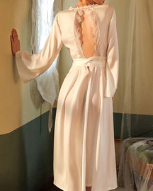 Robe em Cetim Puro Luxo e Poder